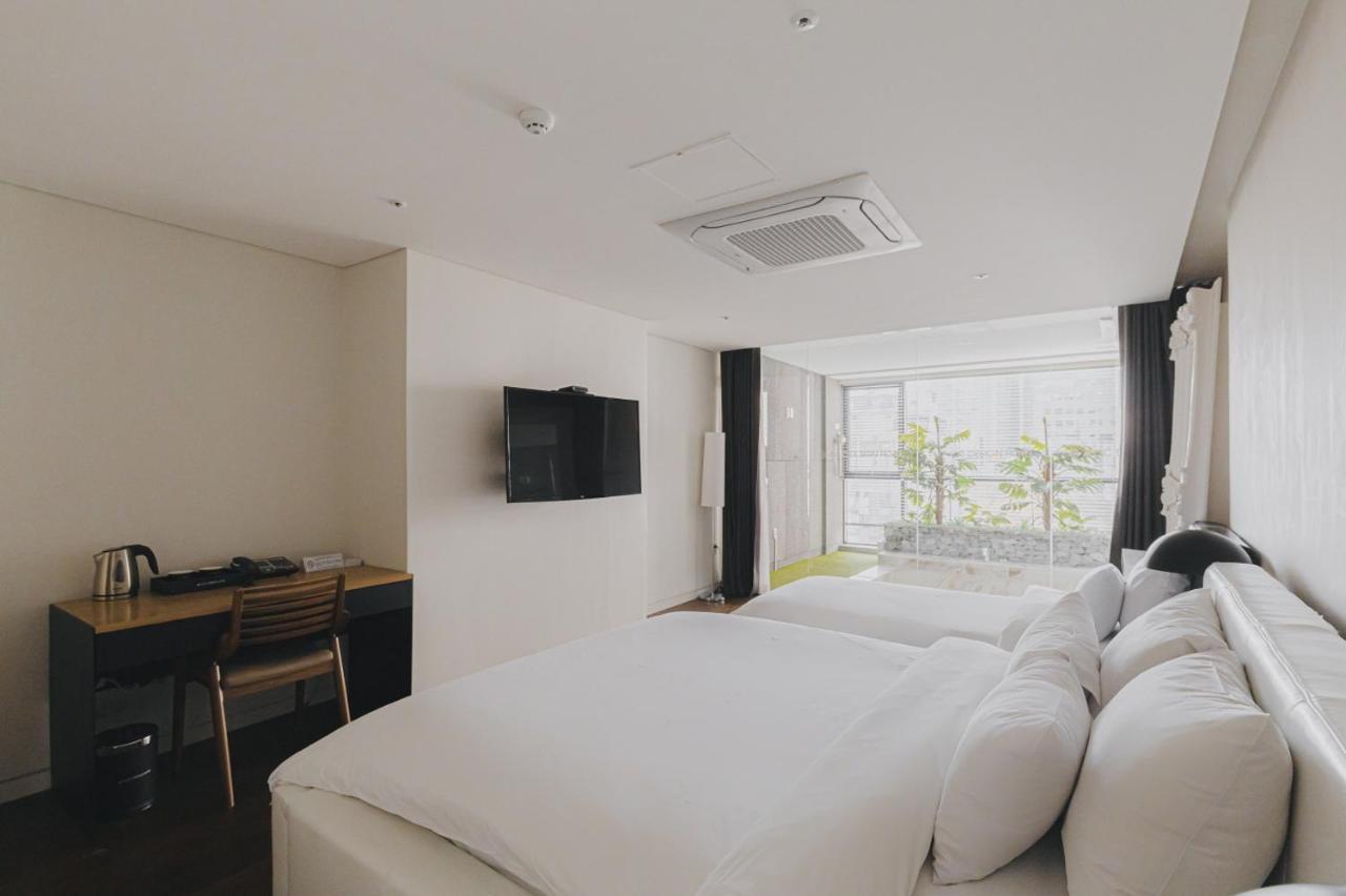 Acc Design Hotel Gwangju Metropolitan City Eksteriør bilde